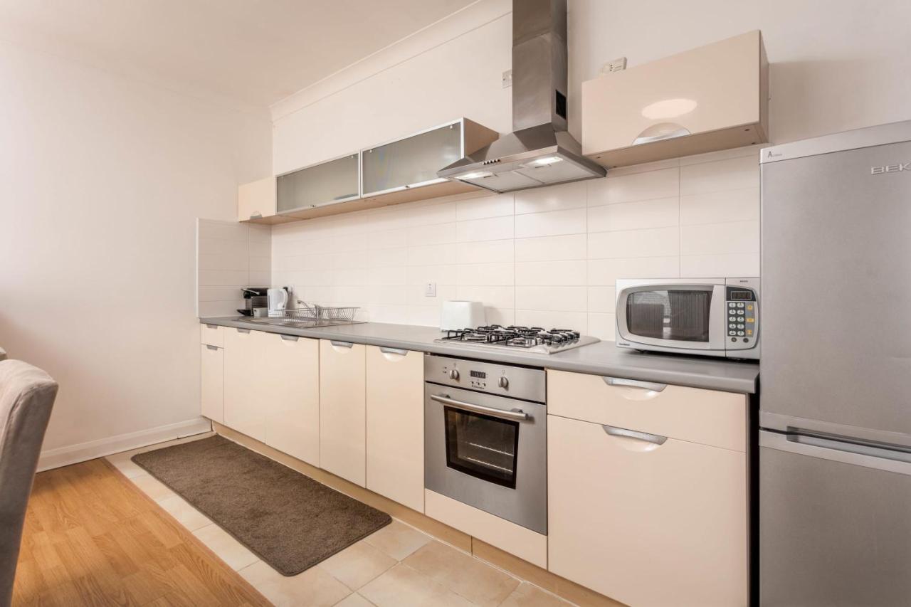 No27 The Barclay - Donnini Apartments Kilmarnock Buitenkant foto